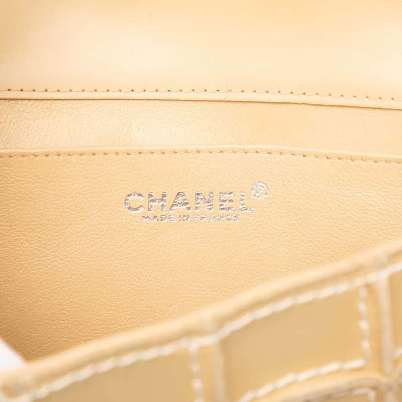 Chanel Medium Reverse Stitch Calfskin Single Flap Beige Leather Very good condition - Box View
