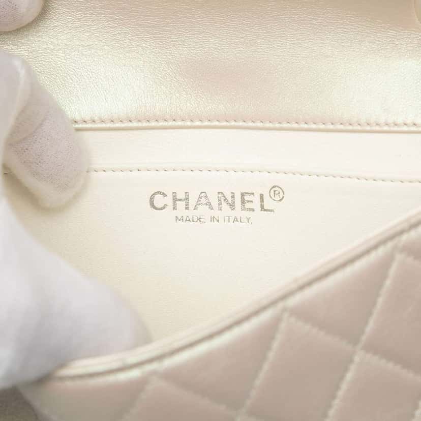 Chanel Mini Rectangular Classic Iridescent Lambskin Single Flap White Leather Good condition - Box View