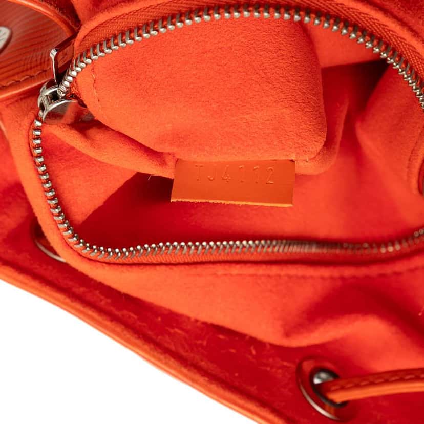Louis Vuitton Epi Petit Noe Orange Leather Good condition - Box View