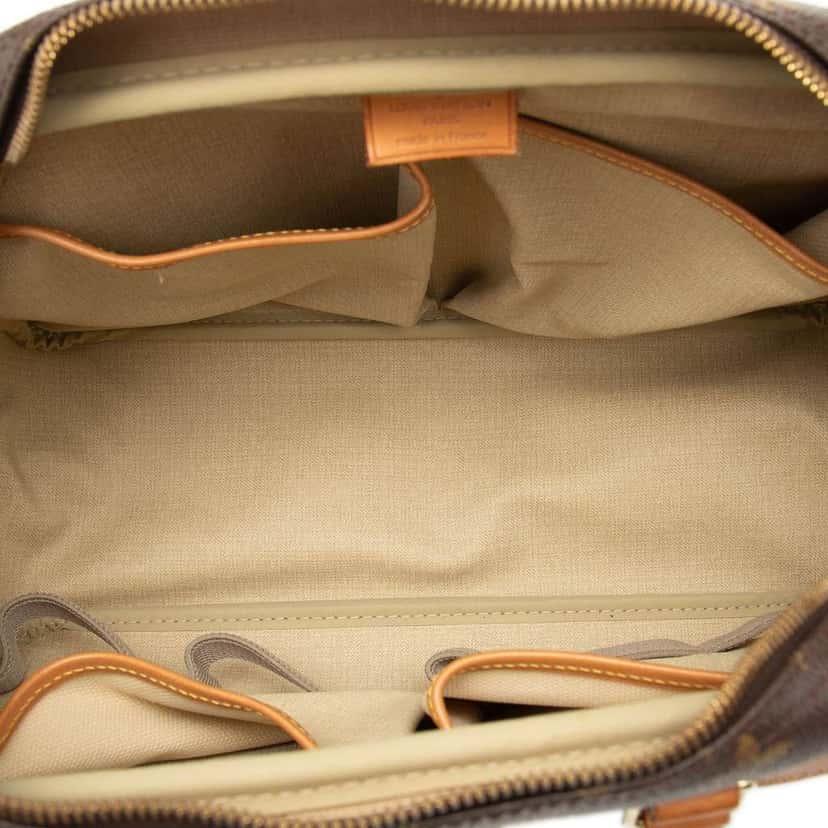 Louis Vuitton Monogram Deauville Brown Good condition - Model View