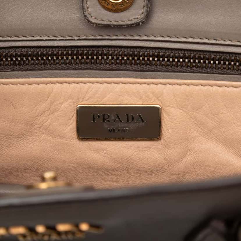 Prada Large City Calf Double Handle Shopping Tote Grey Leather Good condition - Box View