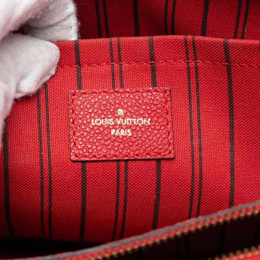 Louis Vuitton Monogram Empreinte Montaigne MM Red Leather Good condition - Box View