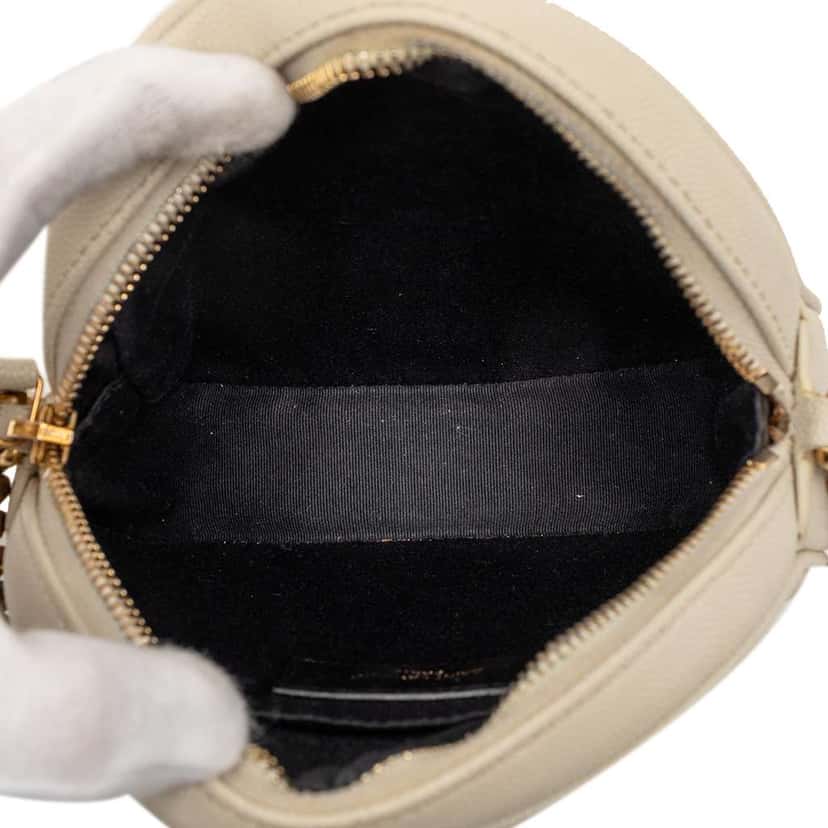 Saint Laurent Grain De Poudre Chevron Round Vinyle Camera Bag White Leather Very good condition - Model View
