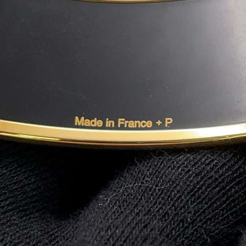 Hermès Wide Grand Apparat Horse Enamel Bangle 65 White Good condition - Box View