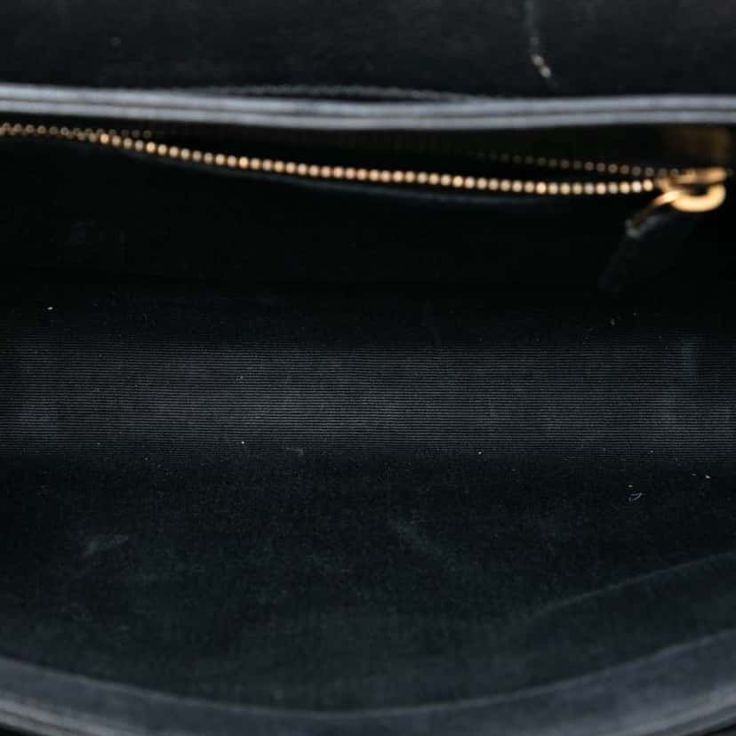 Saint Laurent Small Quilted Lambskin Becky Chain Shoulder Bag Black Leather Very good condition - Model View