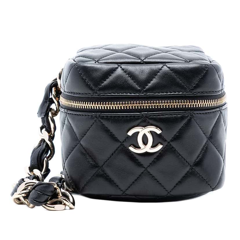 Chanel CC Quilted Lambskin Cube Wristlet Vanity Case Black Leather Very good condition - Front View