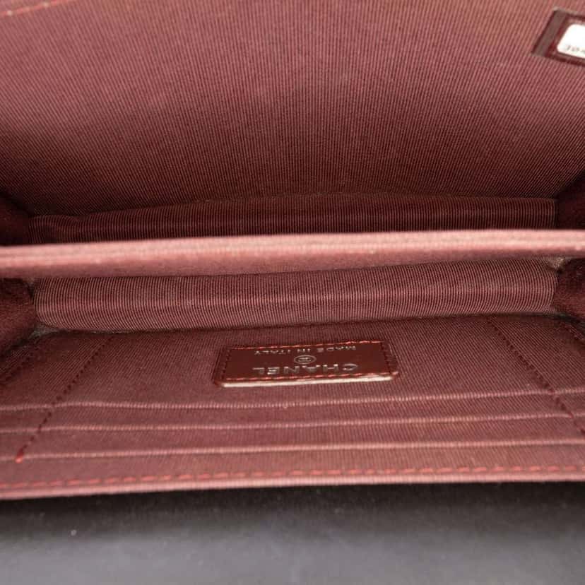 Chanel Mini CC Lambskin Wallet on Chain Black Leather Very good condition - Model View