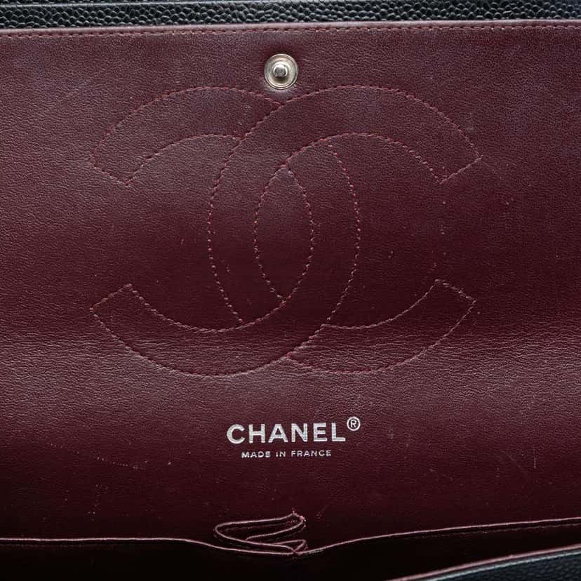 Chanel Jumbo Classic Caviar Double Flap Black Leather Very good condition - Box View