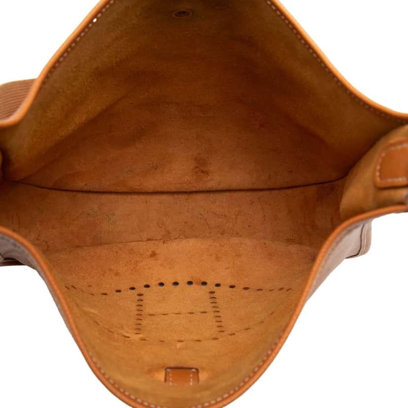 Hermès Courchevel Evelyne GM Brown Leather Good condition - Model View