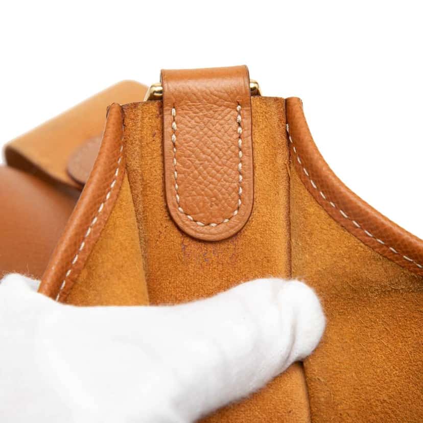 Hermès Courchevel Evelyne GM Brown Leather Good condition - Box View