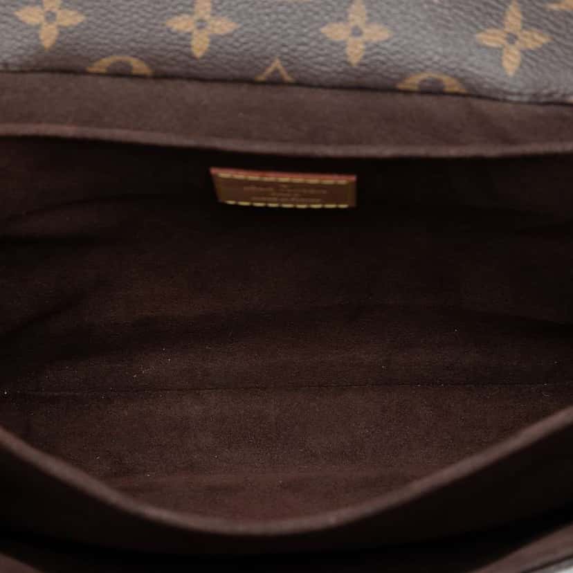 Louis Vuitton Monogram Pochette Metis Brown Very good condition - Model View