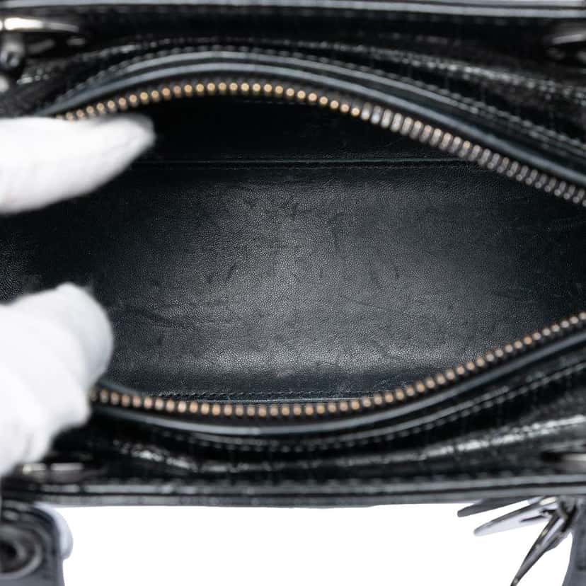 Dior Medium Metallic Patent Microcannage Lady Dior Black Leather Very good condition - Model View