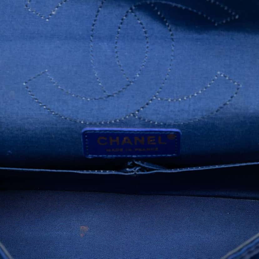 Chanel Quilted Satin Reissue 2.55 Double Flap 225 Blue Satin Very good condition - Model View