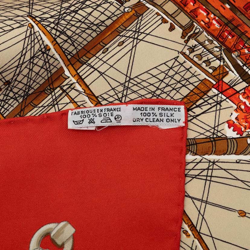 Hermès Marine et Cavalerie Silk Scarf 90 Red Silk Very good condition - Back View