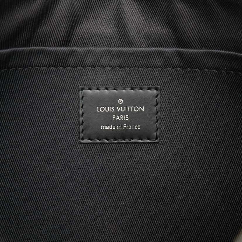 Louis Vuitton Monogram Eclipse Discovery Pochette GM Black Very good condition - Box View