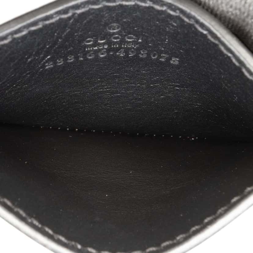 Gucci GG Supreme Card Holder Beige Good condition - Model View