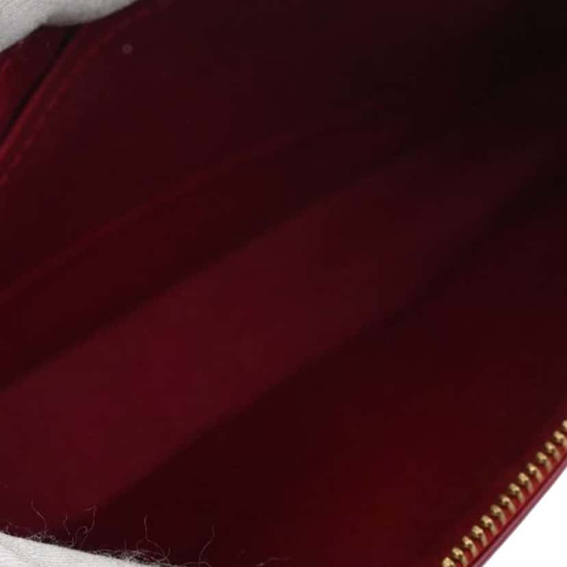 Louis Vuitton Monogram Vernis Pochette Accessoires Red Leather Good condition - Model View