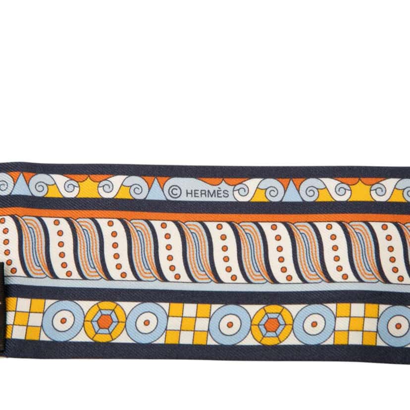 Hermès Harnais En Rosace Silk Twilly Scarf White Silk Good condition - Model View