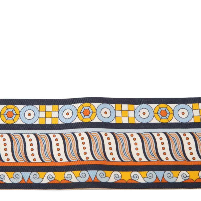 Hermès Harnais En Rosace Silk Twilly Scarf White Silk Good condition - Box View