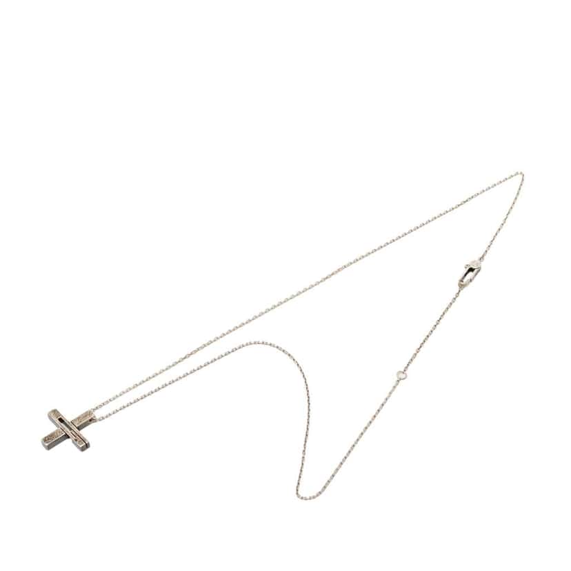 Gucci Sterling SIlver G Cut Out Cross Pendant Neckalce Silver Silver Good condition - Model View