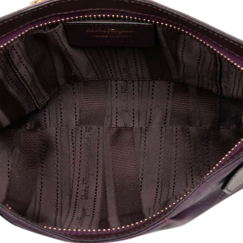 Salvatore Ferragamo Leather Gancini Chain Crossbody Purple Leather Good condition - Model View