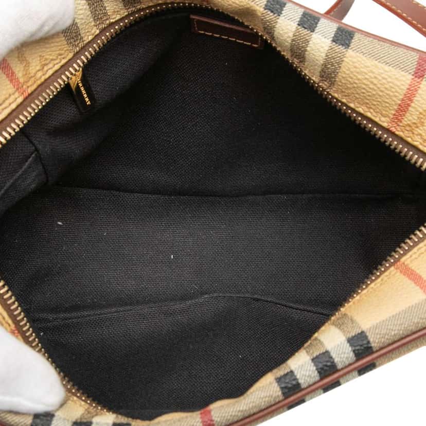 Burberry Haymarket Check Coated Canvas Crossbody Beige Good condition - Model View