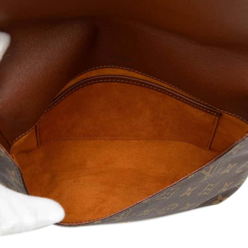 Louis Vuitton Monogram Musette Tango Short Strap Brown Very good condition - Model View