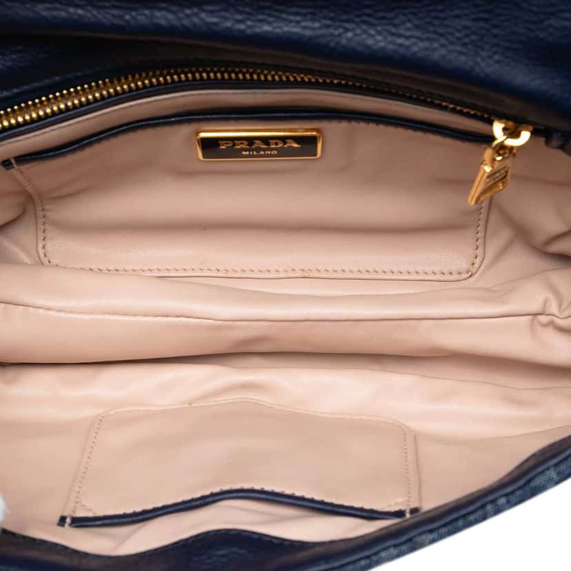 Prada Denim Gaufre Resin Chain Shoulder Bag Blue Denim Good condition - Model View