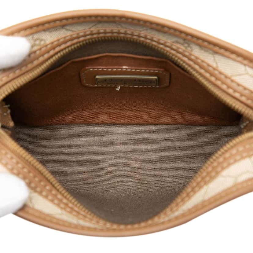 Dior Honeycomb Coated Canvas Pouch Beige Good condition - Model View