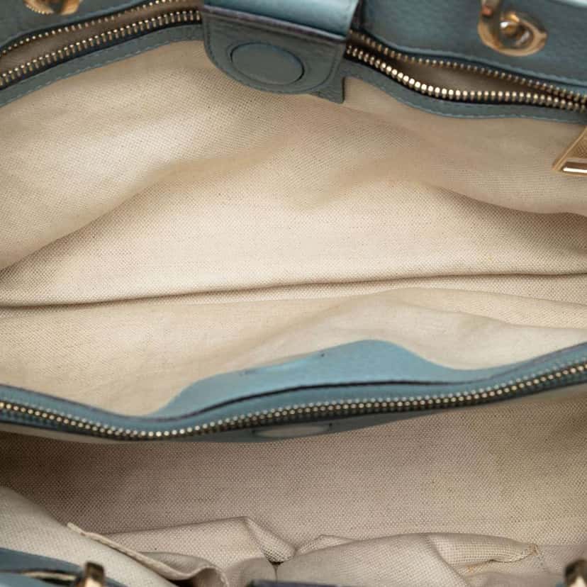Gucci Medium Calfskin Bamboo Shopper Satchel Blue Leather Very good condition - Model View