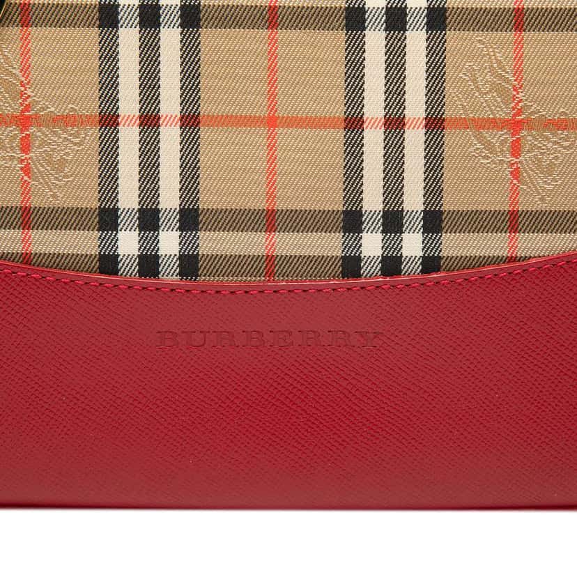 Burberry Haymarket Check Canvas Tote Beige Very good condition - Box View