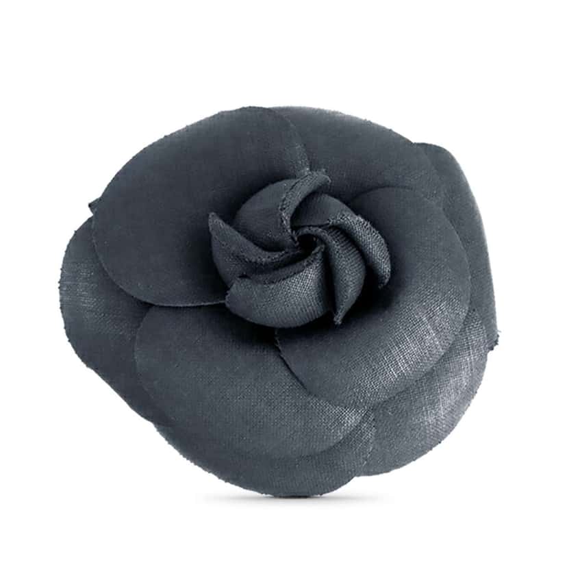 Chanel Abaca Camellia Brooch Blue Good condition - Front View