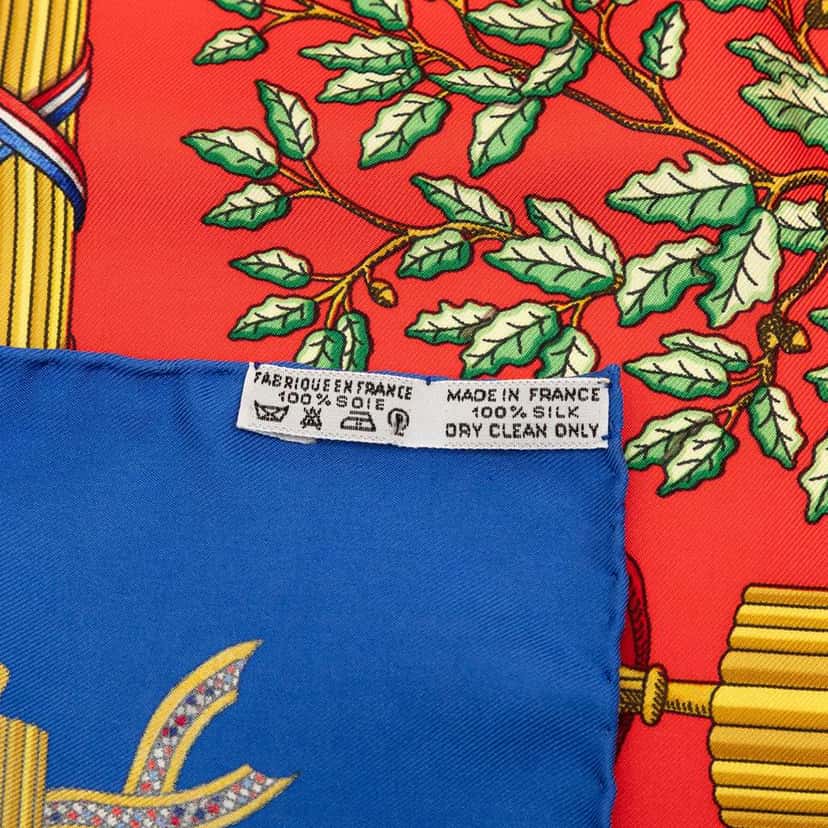 Hermès Republique Francaise Liberte Egalite Fraternite Silk Scarf 90 Red Silk Good condition - Back View