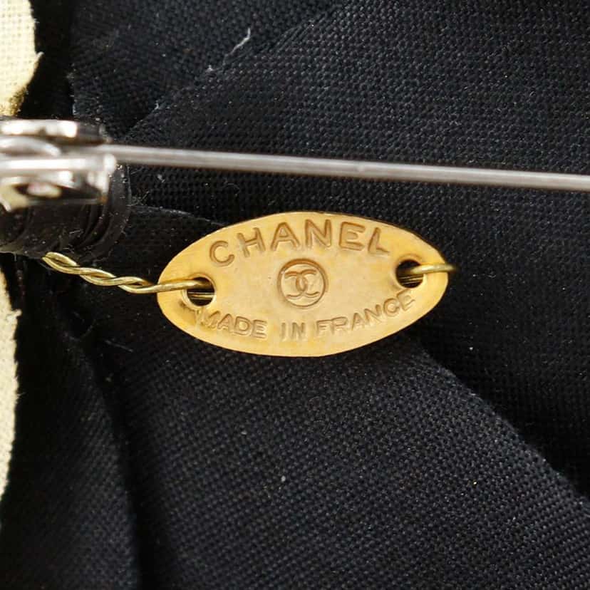 Chanel Velour Camellia Brooch Black Velvet Good condition - Inside View
