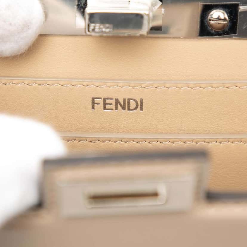 Fendi Small Leather Peekaboo Cut Chain Shoulder Bag Beige Leather Good condition - Box View