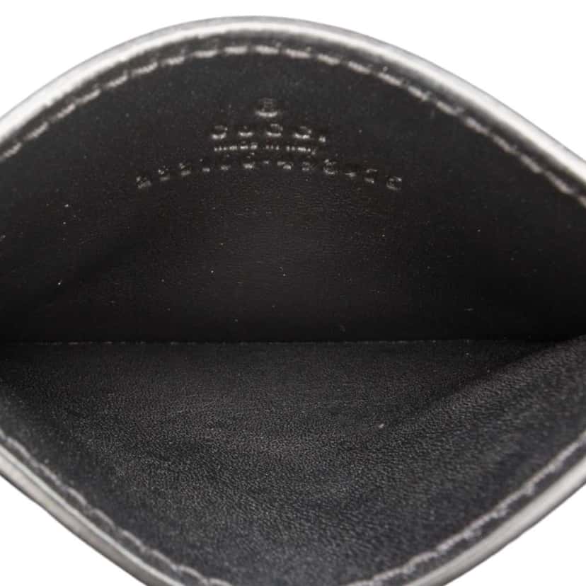 Gucci GG Supreme Card Holder Beige Very good condition - Model View