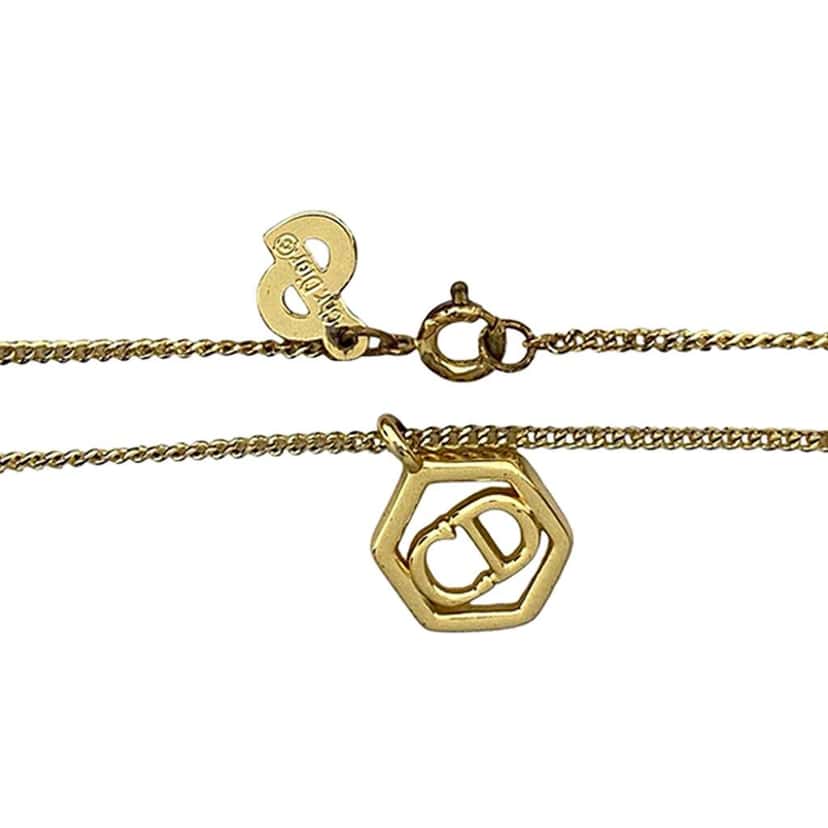 Dior Gold Plated CD Logo Pendant Necklace Gold Metal Good condition - Model View