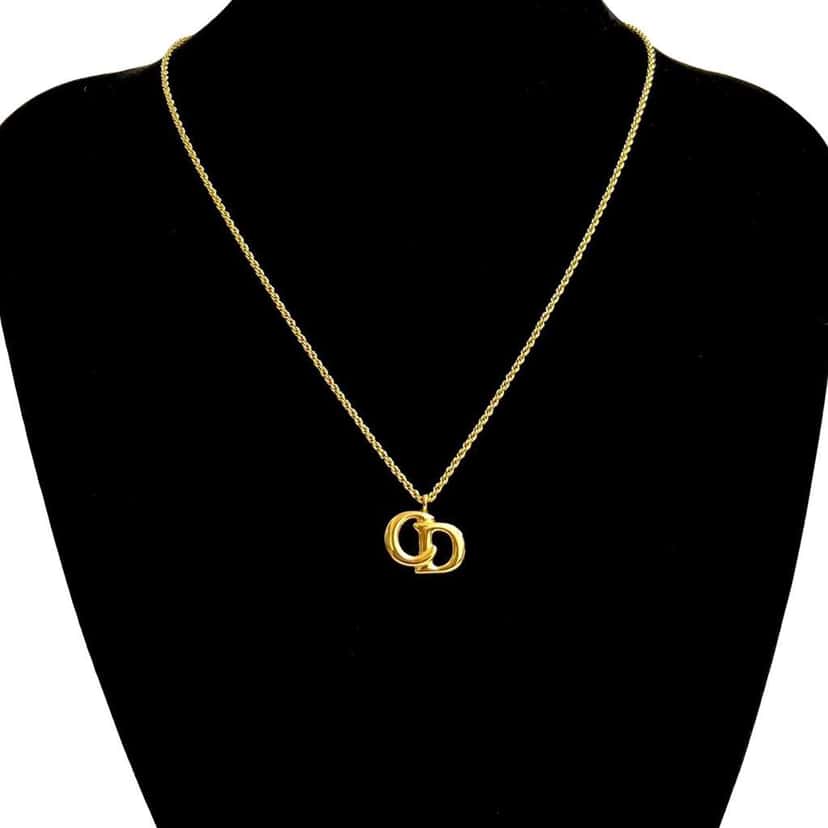 Dior Gold Plated CD Logo Pendant Necklace Gold Metal Very good condition - Box View
