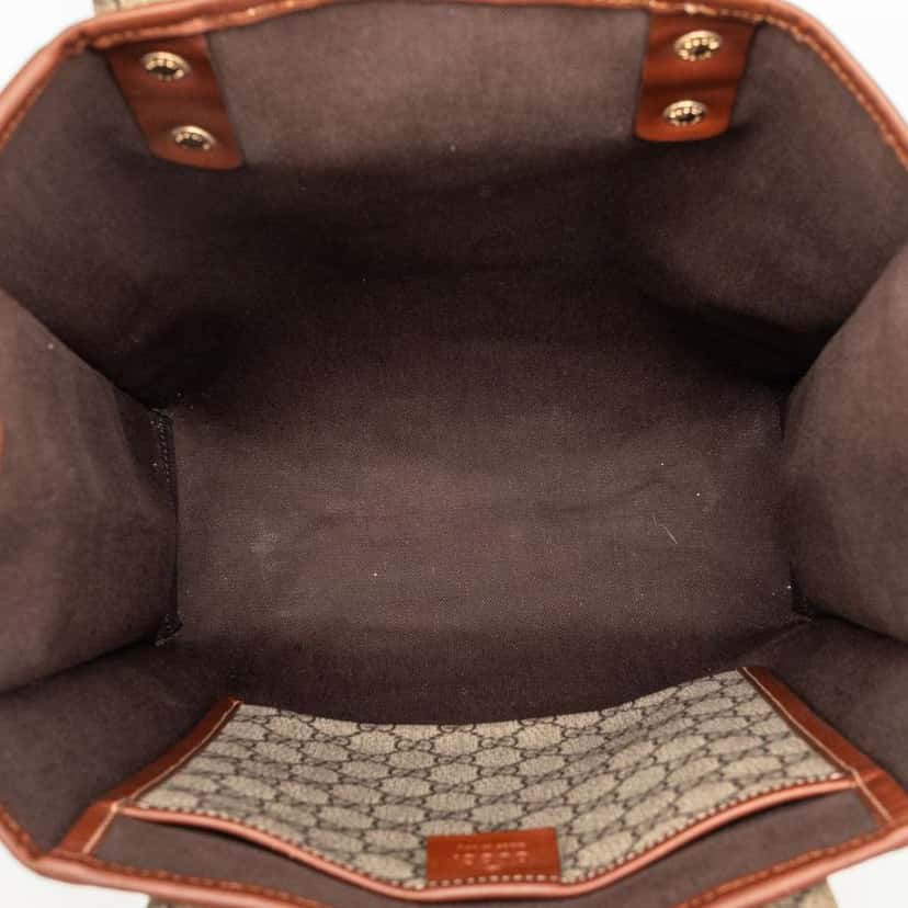 Gucci GG Supreme Web Tote Beige Good condition - Model View