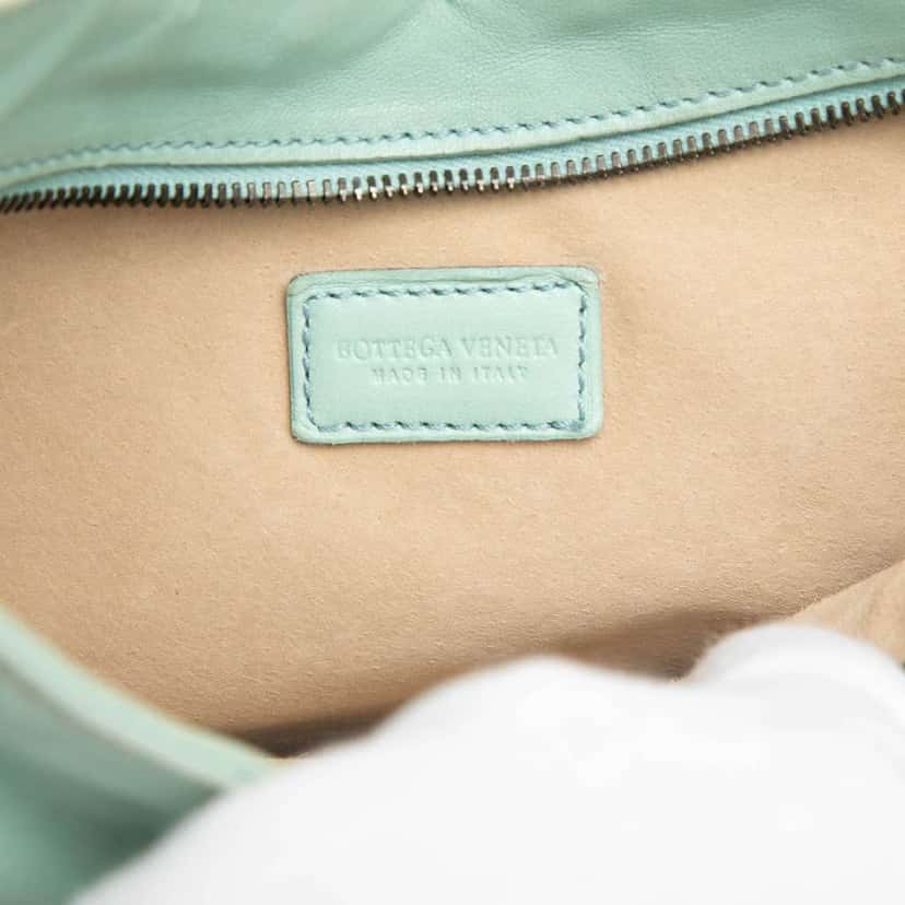Bottega Veneta Nappa Deep V Hobo Green Leather Good condition - Box View