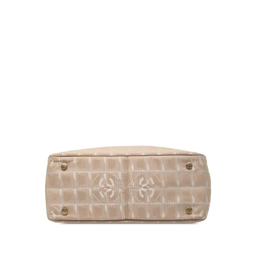 Chanel New Travel Line Nylon Tote Beige Good condition - Inside View