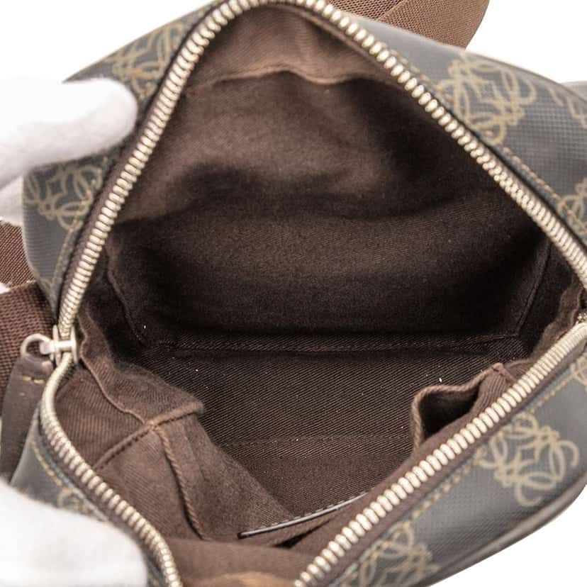 Loewe Anagram Coated Canvas Crossbody Brown Canvas Good condition - Model View