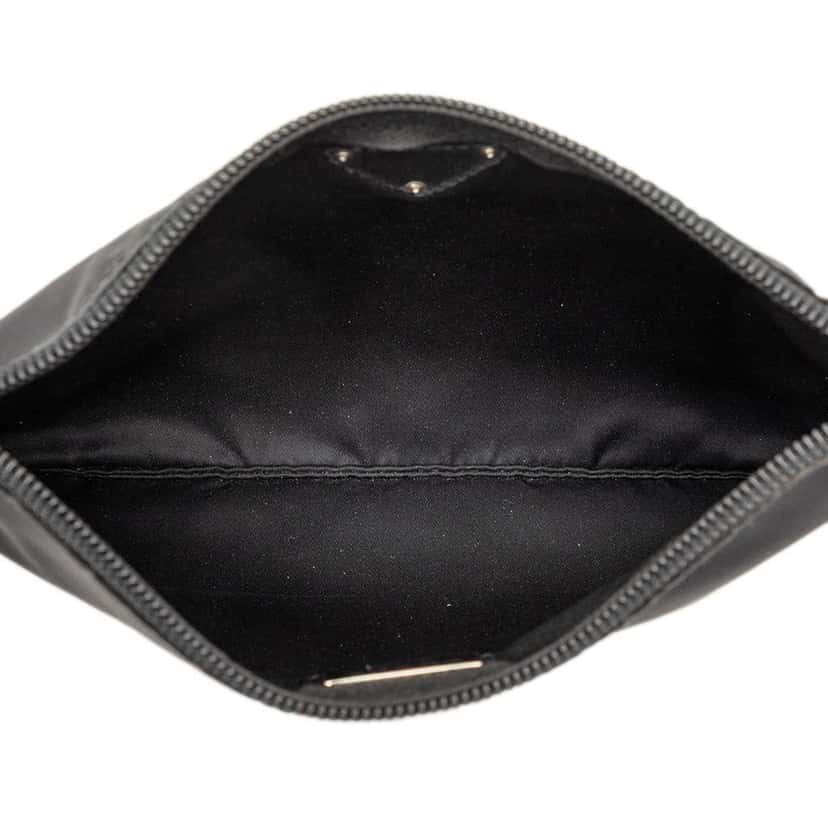Prada Tessuto Zip Clutch Black Good condition - Model View