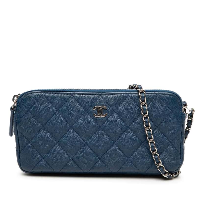 Chanel CC Quilted Caviar Double Zip Clutch With Chain Blue Leather Good condition - Front View