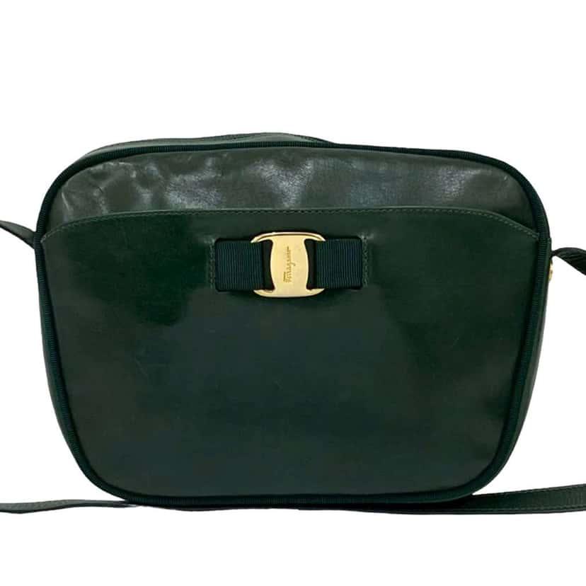 Salvatore Ferragamo Calfskin Vara Crossbody Green Leather Good condition - Front View