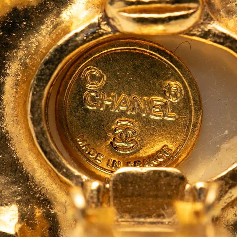 Chanel Gold Plated Faux Pearl and Crystals Clip On Earrings Gold Good condition - Box View