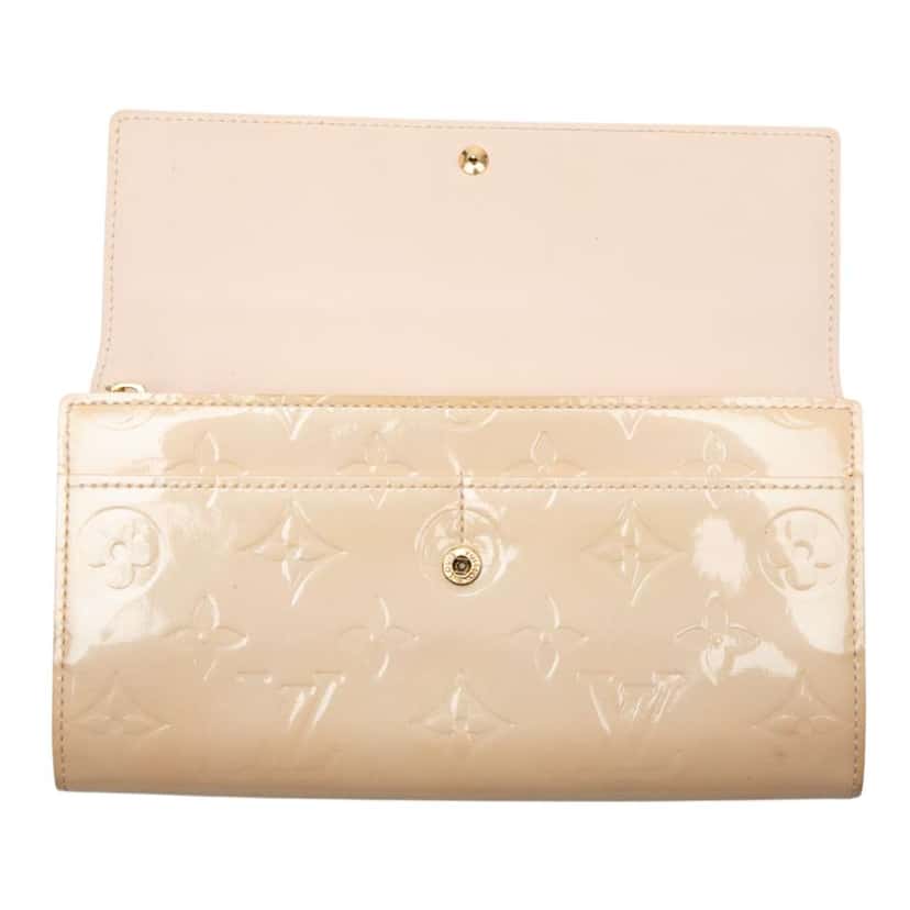 Louis Vuitton Monogram Vernis Sarah Wallet Beige Leather Good condition - Box View