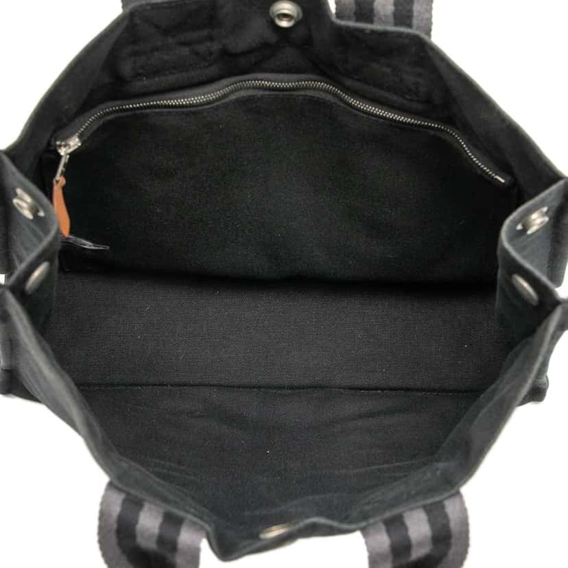 Hermès Canvas Fourre Tout PM Black Canvas Very good condition - Model View