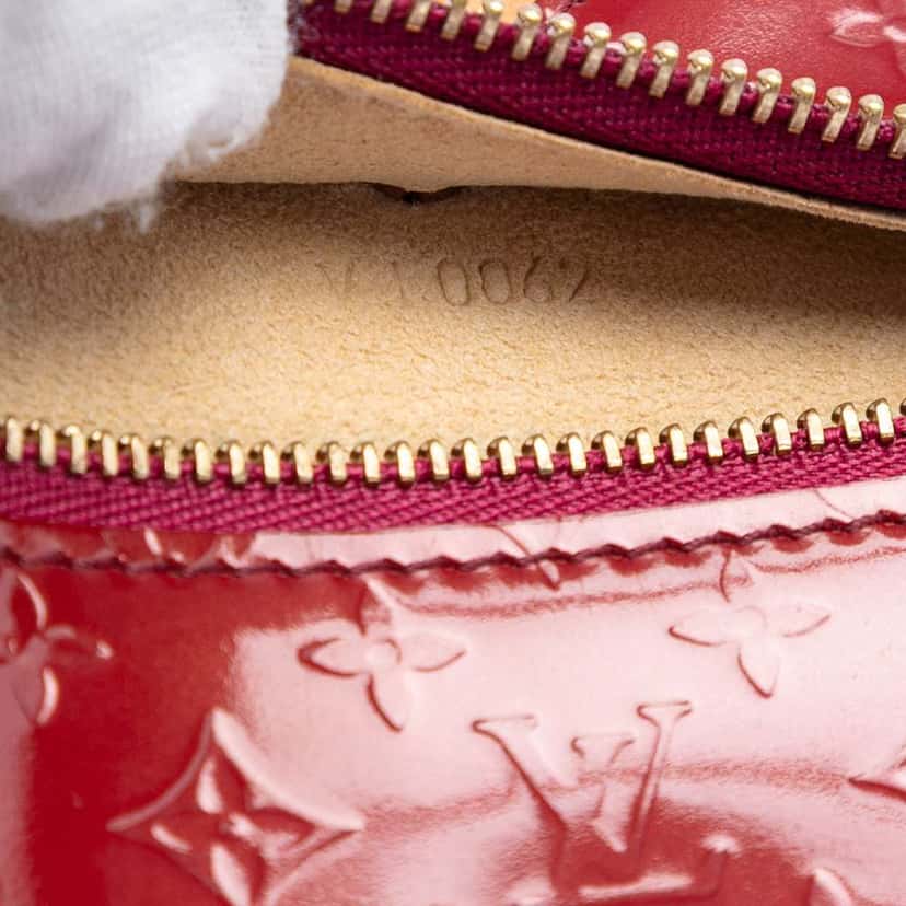 Louis Vuitton Monogram Vernis Conte de Fees Butterfly Bag Purple Leather Good condition - Model View