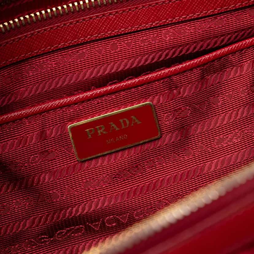 Prada Saffiano Trimmed Tessuto Satchel Red Good condition - Box View